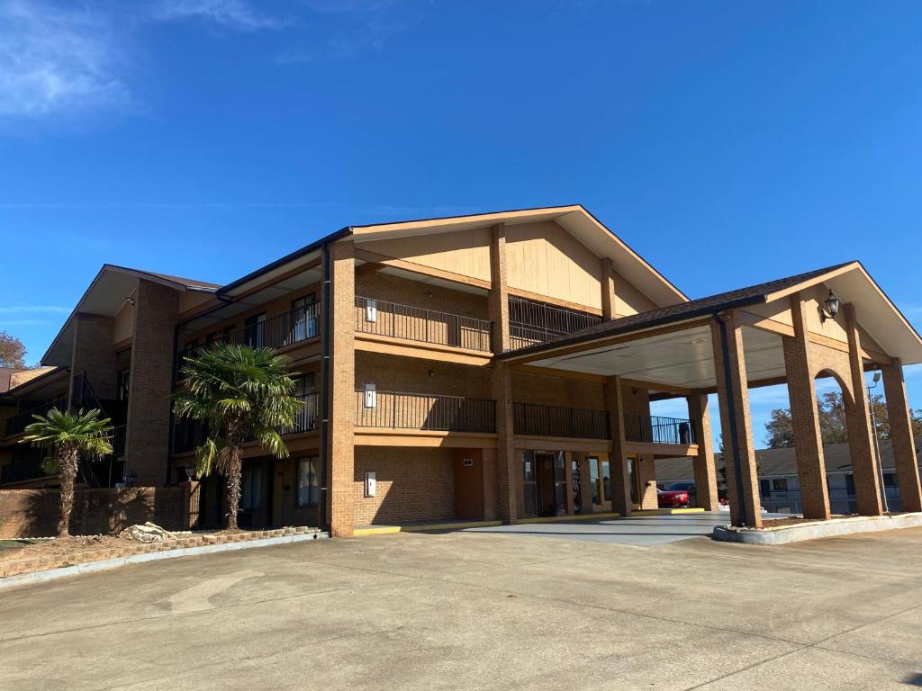 Best Budget Motel in NT, CA